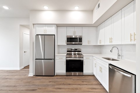 Floor plan for 3 beds, 3 baths